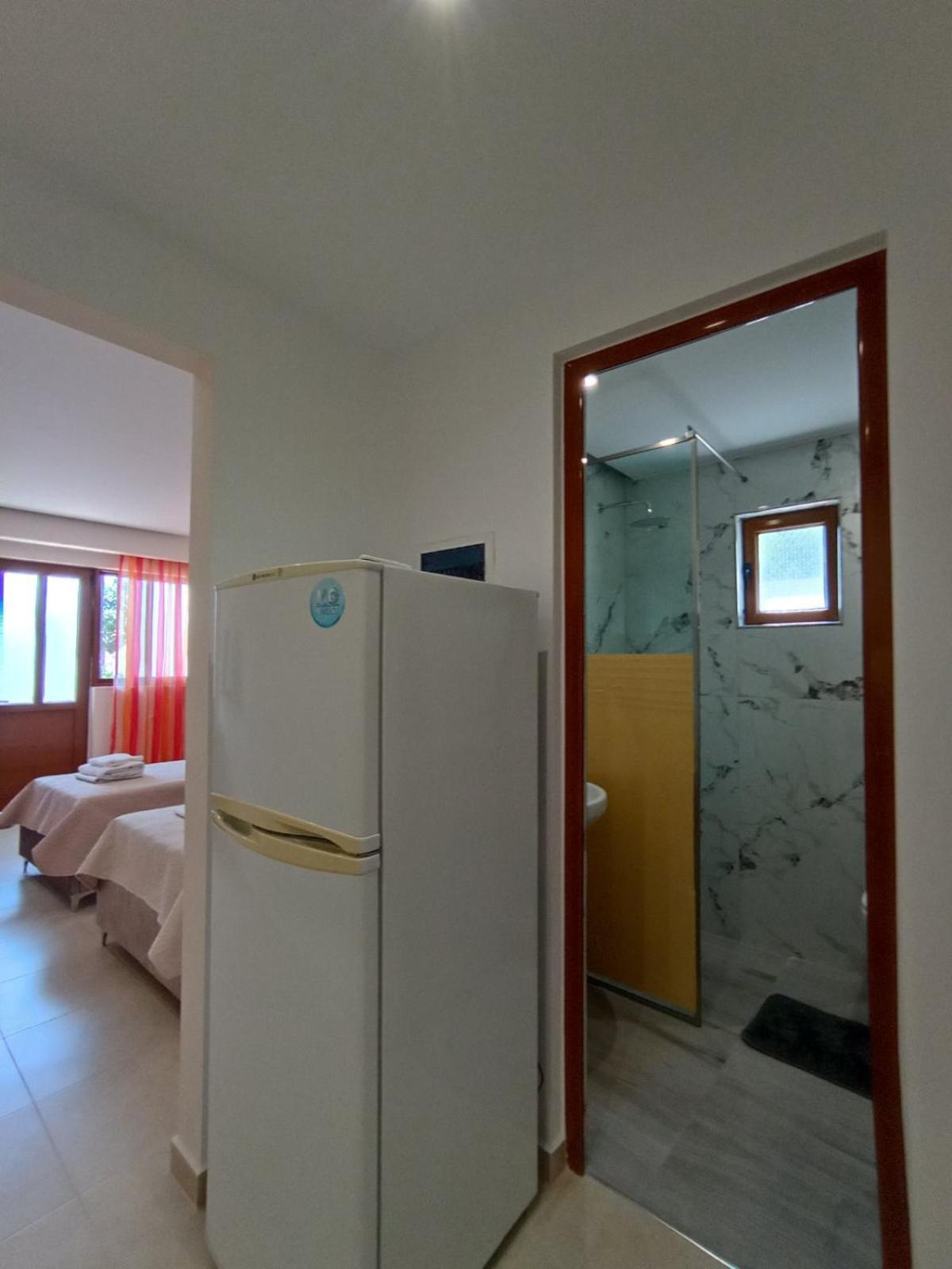 Achilles Apartments Sarandë Exterior foto