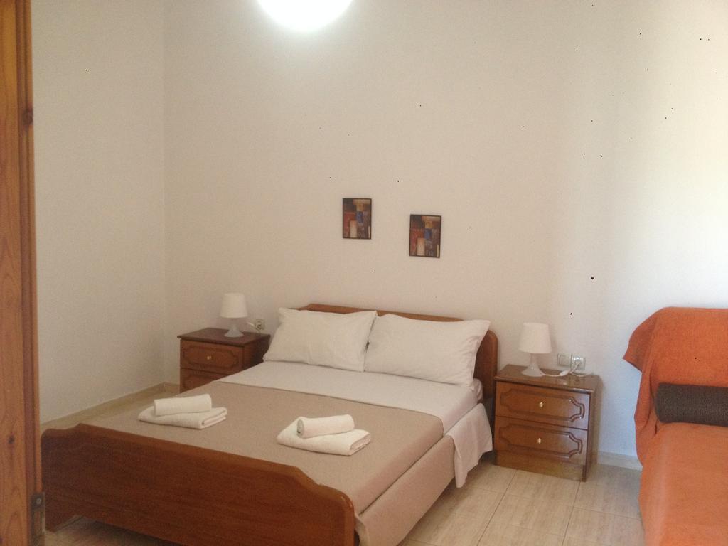 Achilles Apartments Sarandë Exterior foto